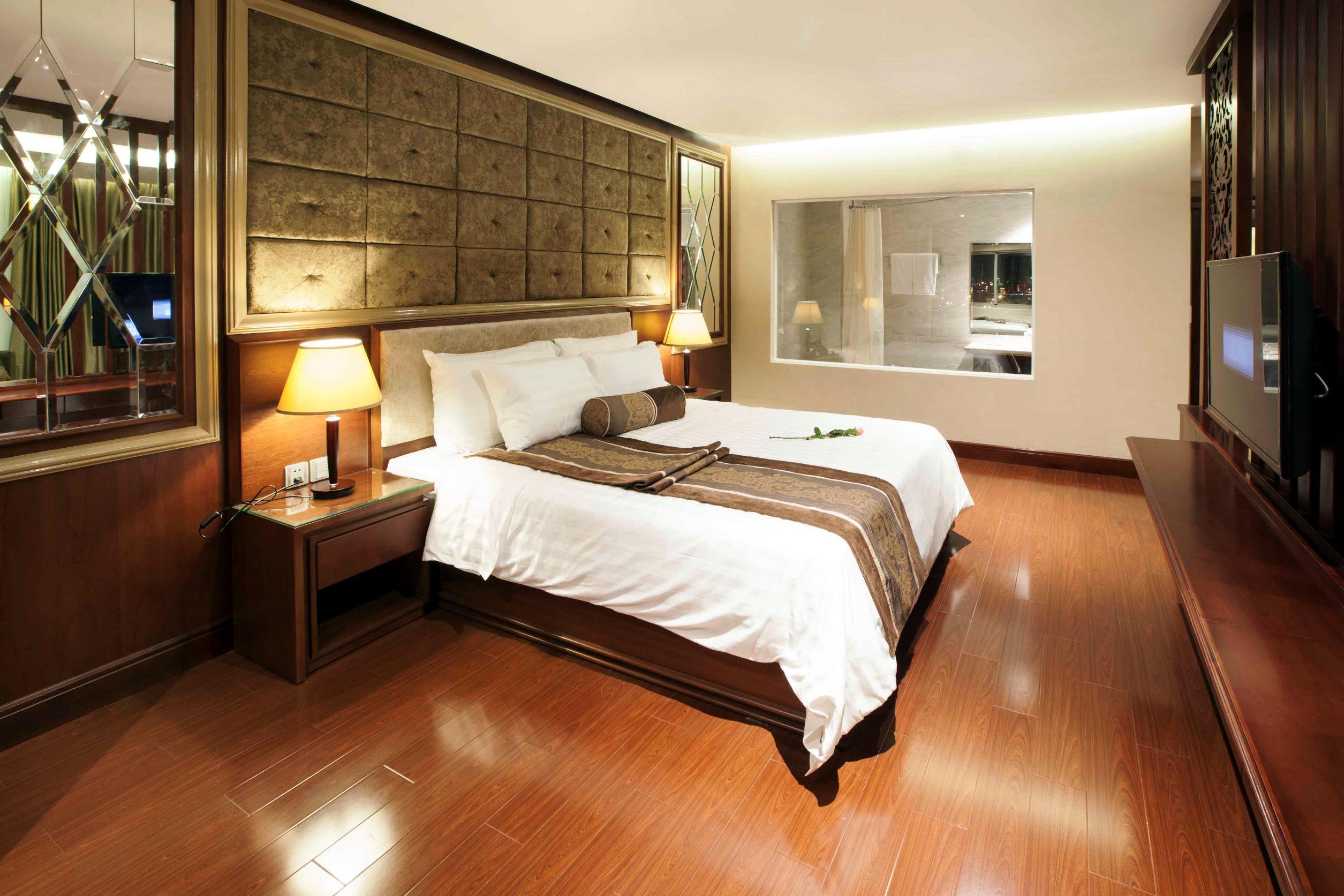Khách sạn Stay Hotel 4*